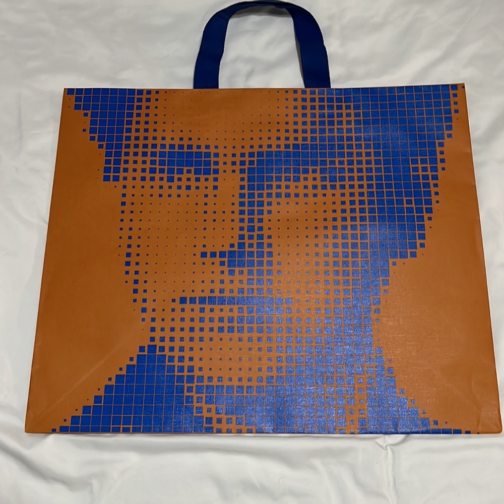Louis Vuitton Shopping Bags - Picture 2 of 4